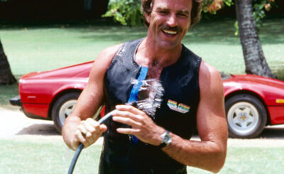 “Tom Selleck Gave ,000 Bonuses to ‘Magnum P.I.’ Crew from His Own Salary After Network Refused”