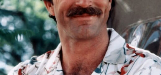 “Tom Selleck Gave ,000 Bonuses to ‘Magnum P.I.’ Crew from His Own Salary After Network Refused, Calling the Decision ‘A Dangerous Precedent’”