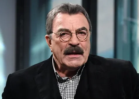 The latest pictures of Tom Selleck confirms what many of us suspected…