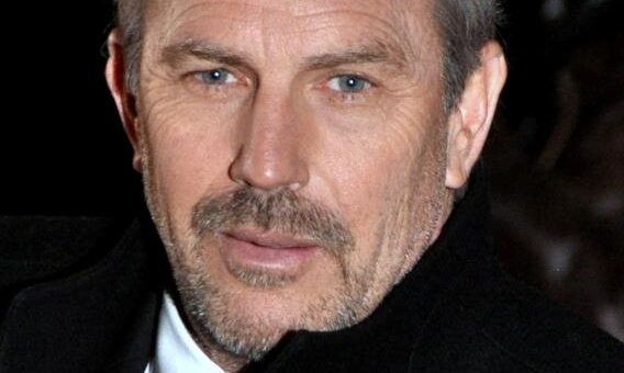 Kevin Costner Hit With Bad News, Fans Praying