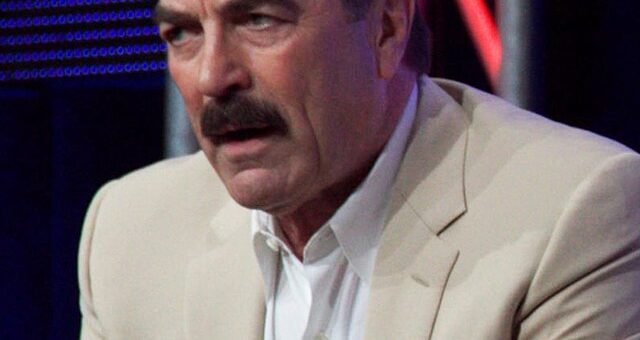 “Tom Selleck Urges CBS to ‘Come to Their Senses’ and Renew ‘Blue Bloods'”