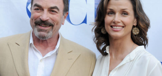 Bridget Moynahan Shares Personal Selfie With ‘Iconic’ Tom Selleck After ‘Blue Bloods’ Cancelation