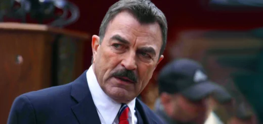 Tom Selleck Urges CBS to Greenlight Another Season of “Blue Bloods”