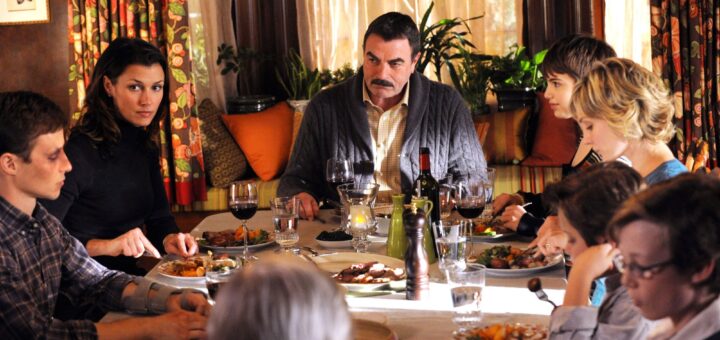 “Donnie Wahlberg and Tom Selleck Reveal the Secrets Behind ‘Blue Bloods’ Family Dinner Scenes”