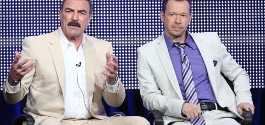 “Tom Selleck and Donnie Wahlberg Share Tips for Perfecting ‘Blue Bloods’ Dinner Scenes”