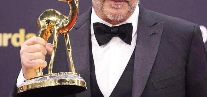 Kevin Costner Receives BAMBI Award for International Acting Excellence