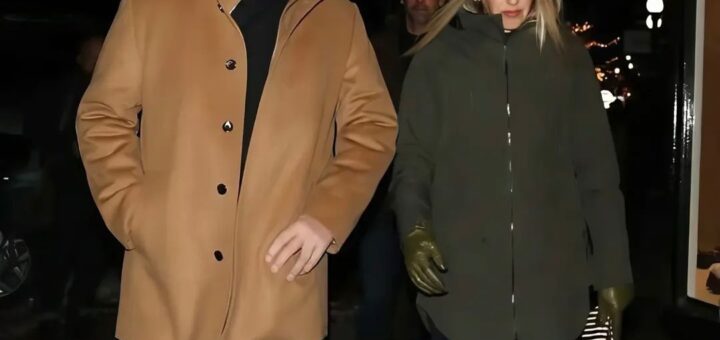 Ahead of New Year’s Eve, Kevin Costner, 70, enjoys a night out in Aspen with his daughter Lily, 39