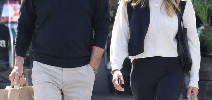 Kevin Costner, 71, Fuels Romance Rumors With 40-Year-Old Lifestyle Coach